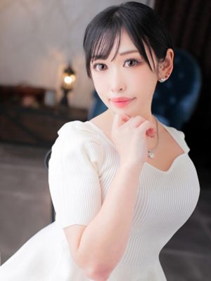 鷹木 かりん