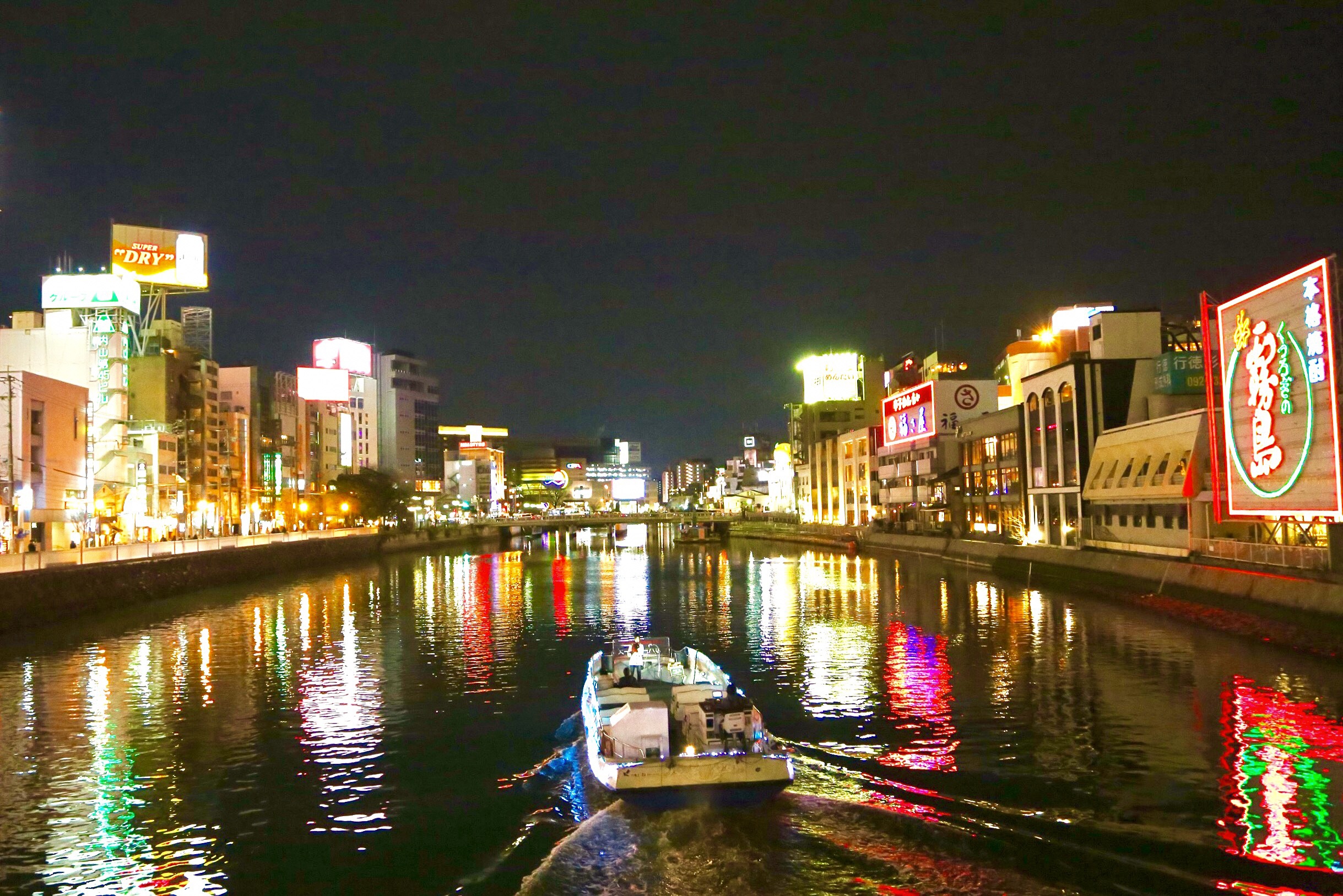 1. 川に囲まれた街が生んだ独特の風景