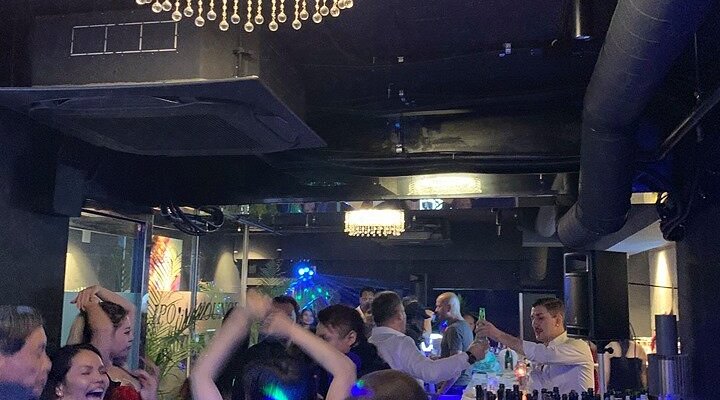 International Bar Lounge Filipo 店内風景①
