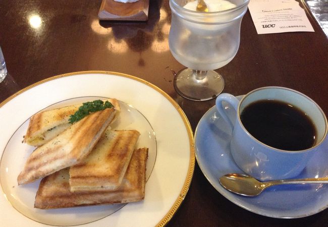 珈琲のシャポー 土居町本店 料理③